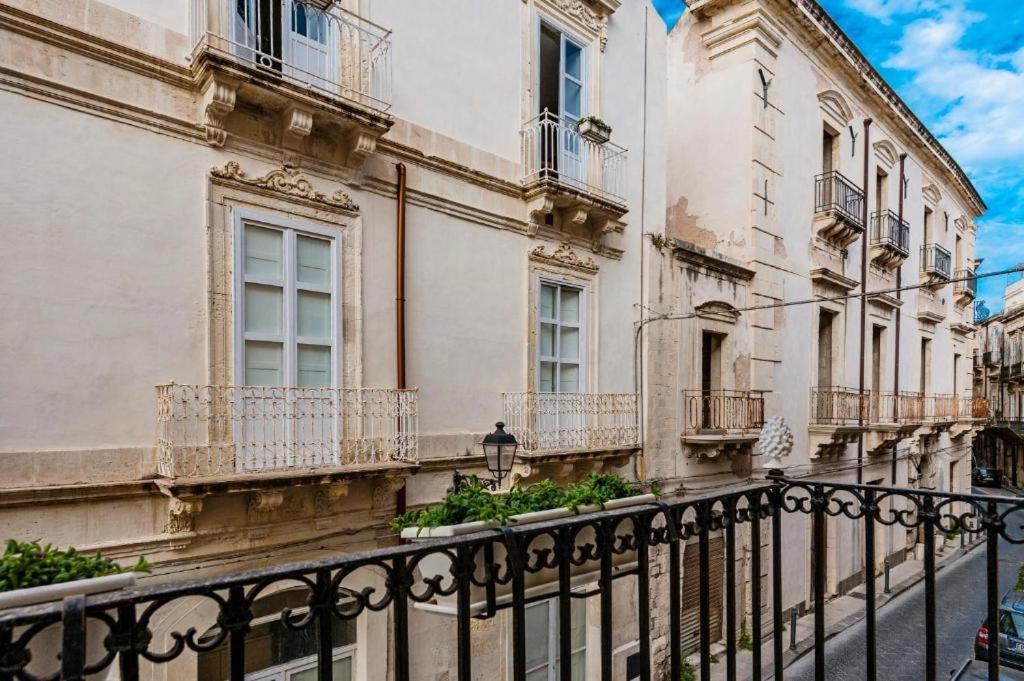 Apartament Dimora Delle Maestranze Syrakuzy Zewnętrze zdjęcie